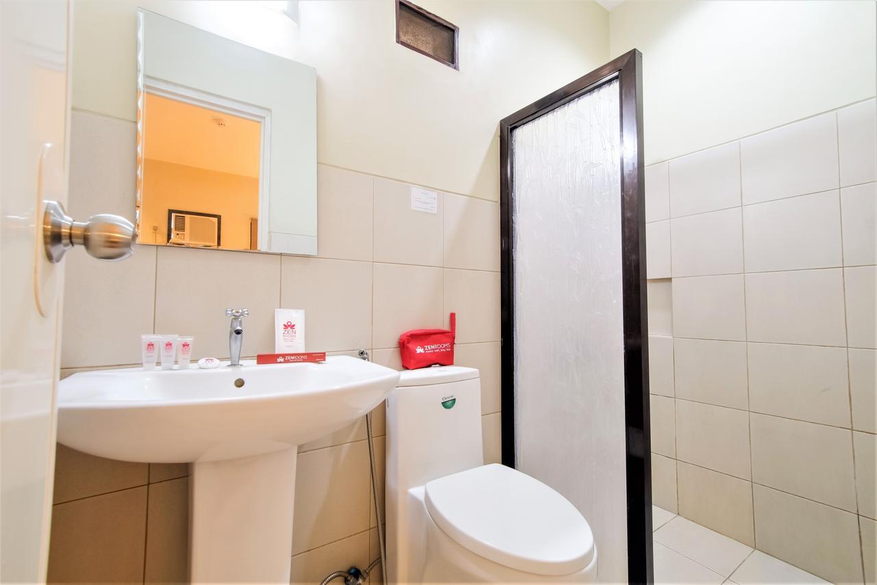 Zen Rooms Basic Aurora פאסאי מראה חיצוני תמונה